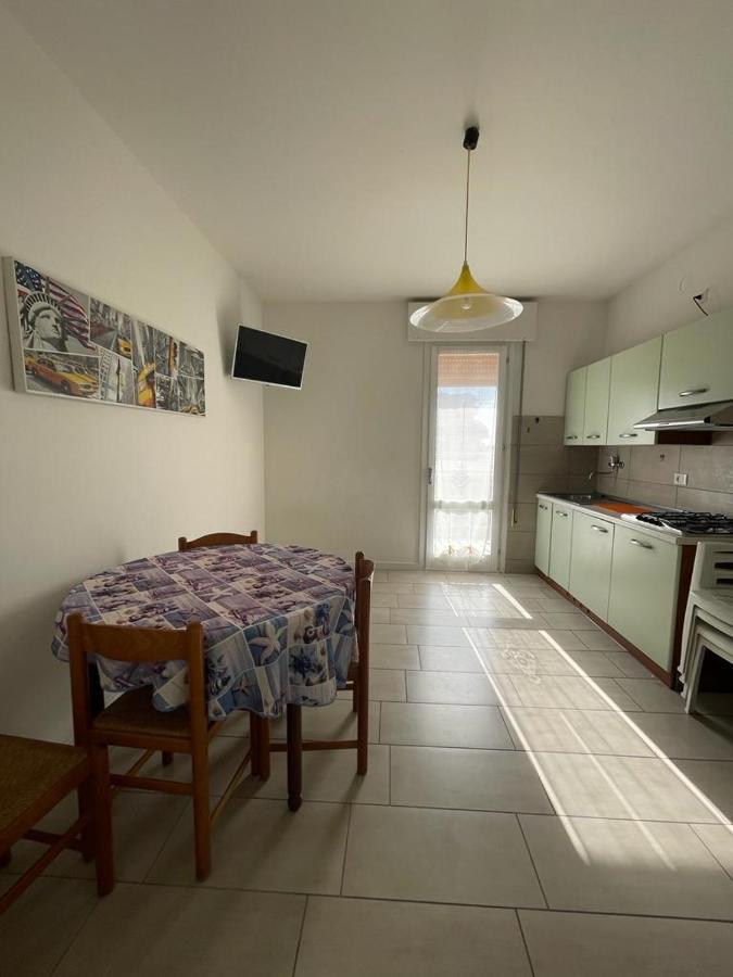 Condominio Michelangelo-Solo Per Famiglie- Walterigato Apartments Лидо ди Йезоло Екстериор снимка